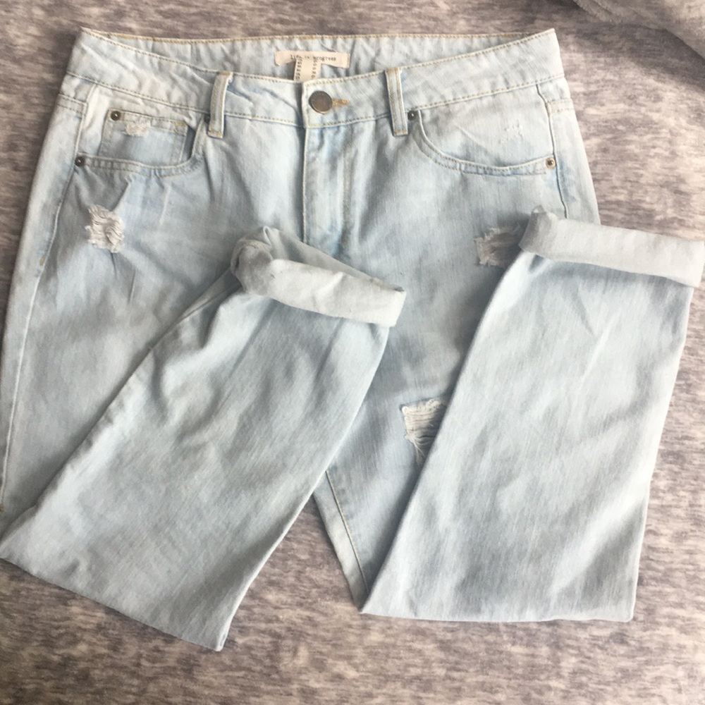 Ripped light jeans